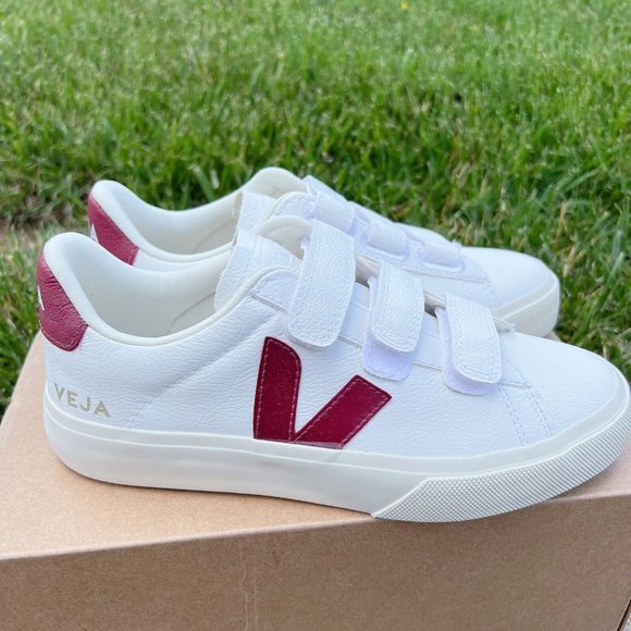Veja Recife Logo Low Top 3-Lock Sneaker Extra White/ Marsala Womens US 7 EU 38 - Picture 4 of 9